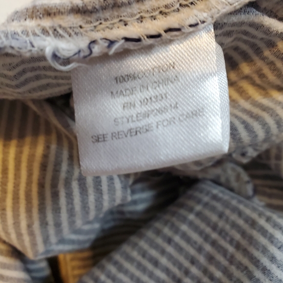 Charlotte Russe Striped Shorts - Picture 5 of 6